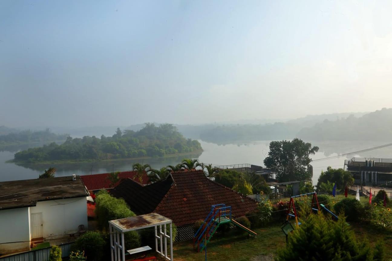 Hotel Karapuzha Water Scapes à Wayanad Extérieur photo